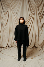Persevere Mock Neck Pullover – Black