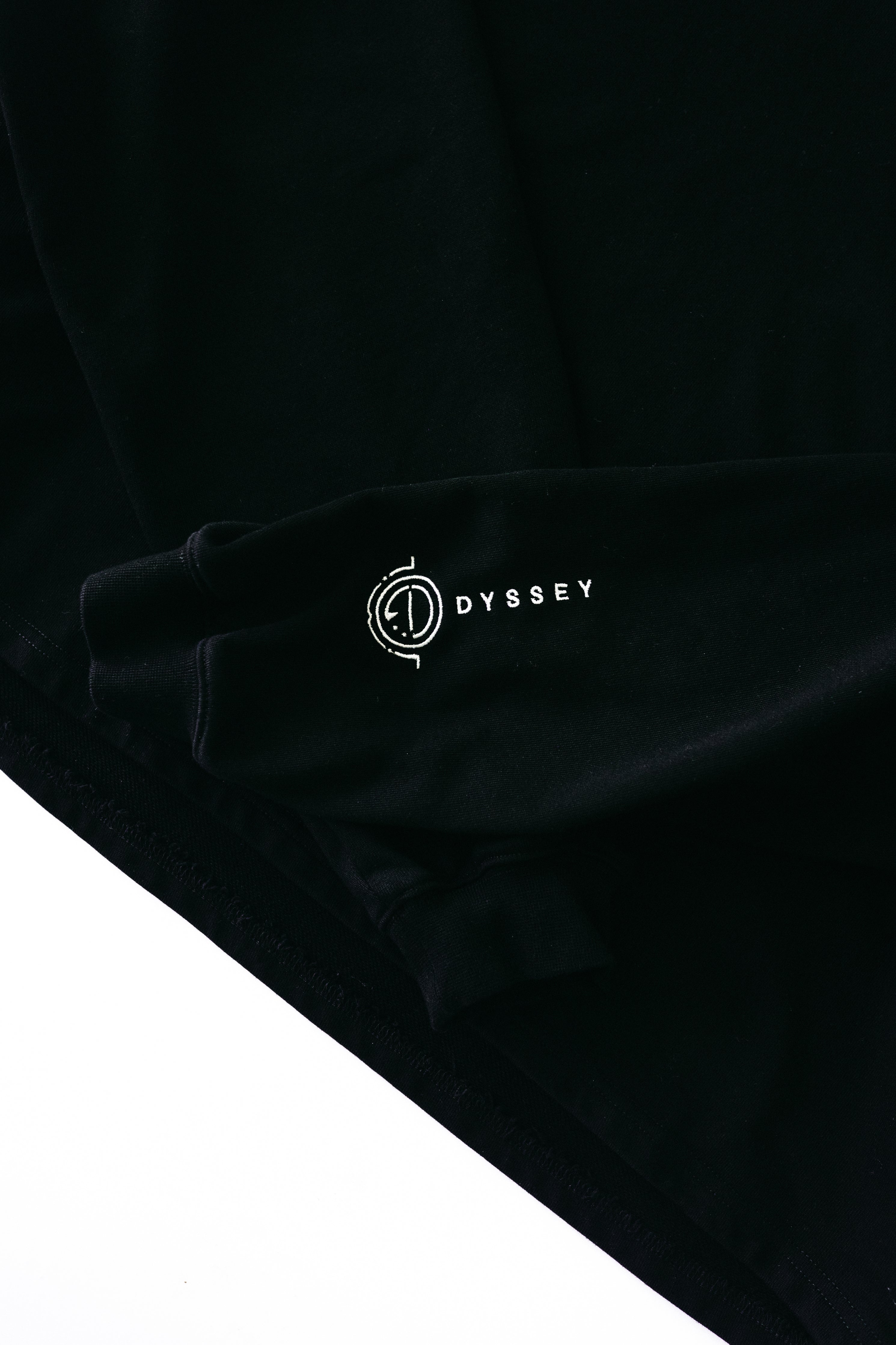 Persevere Mock Neck Pullover – Black